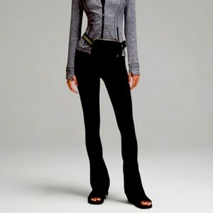 NWT LULULEMON Everywhere Belt Bag